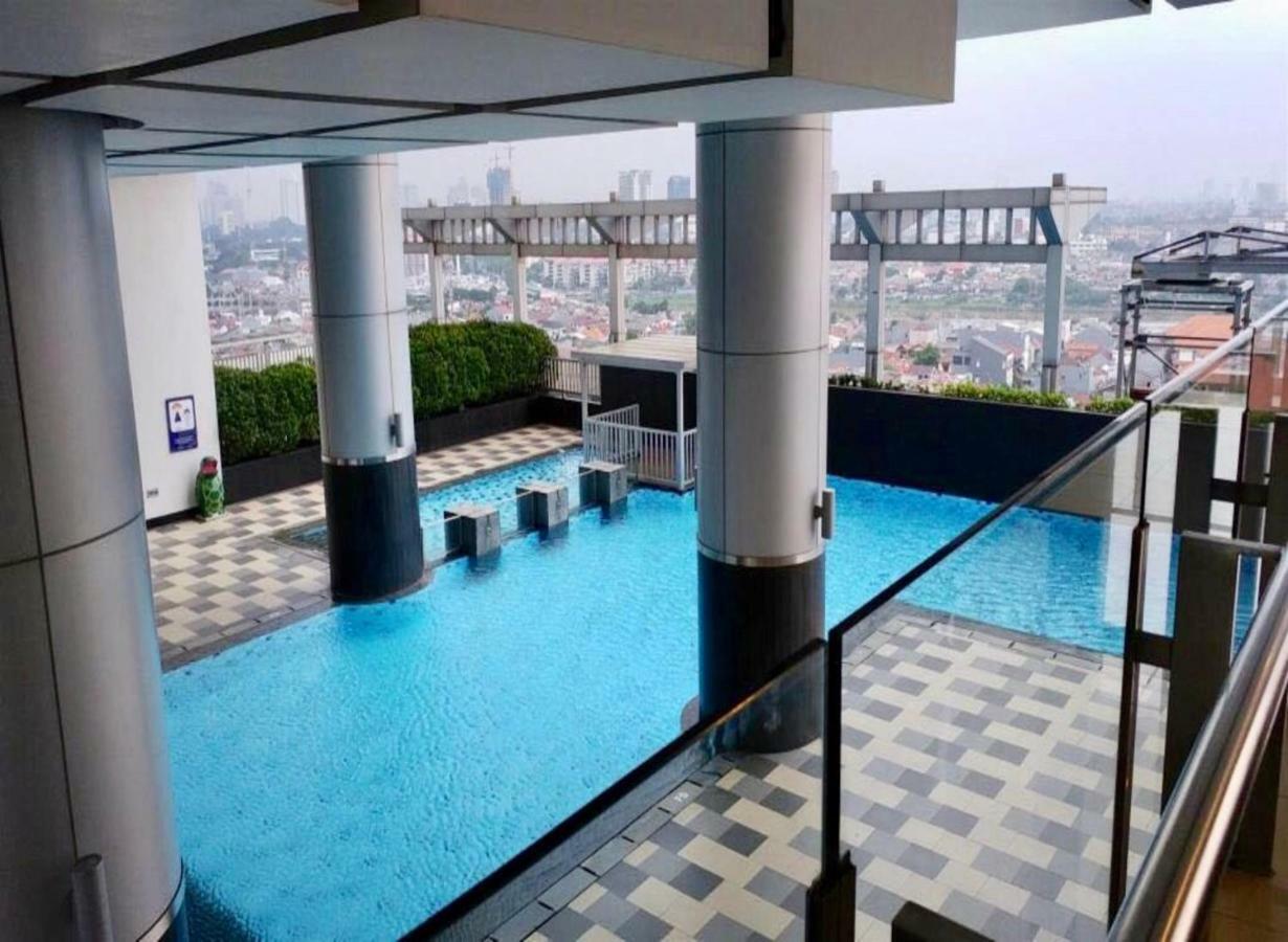 Cosmo Terrace At Thamrin City Джакарта Екстериор снимка
